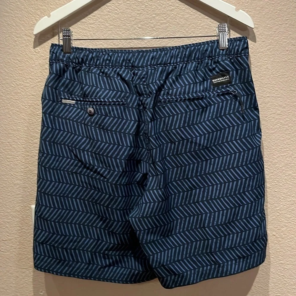 Quiksilver Men’s Amphibian Board Shorts Swim Trunks Size Medium